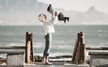 От Достоевского до Мэрайи Кэри: вдохновляющие цитаты о материнстве