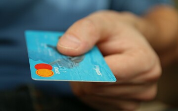 Как управлять сбережениями в условиях неопределенности: советы Ксении Падериной