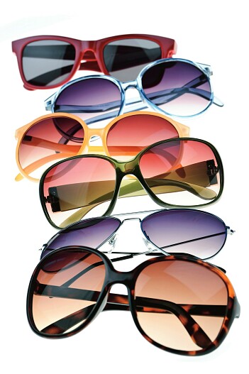 Выбираем солнцезащитные очки вместе с офтальмологом: 5 важных правил