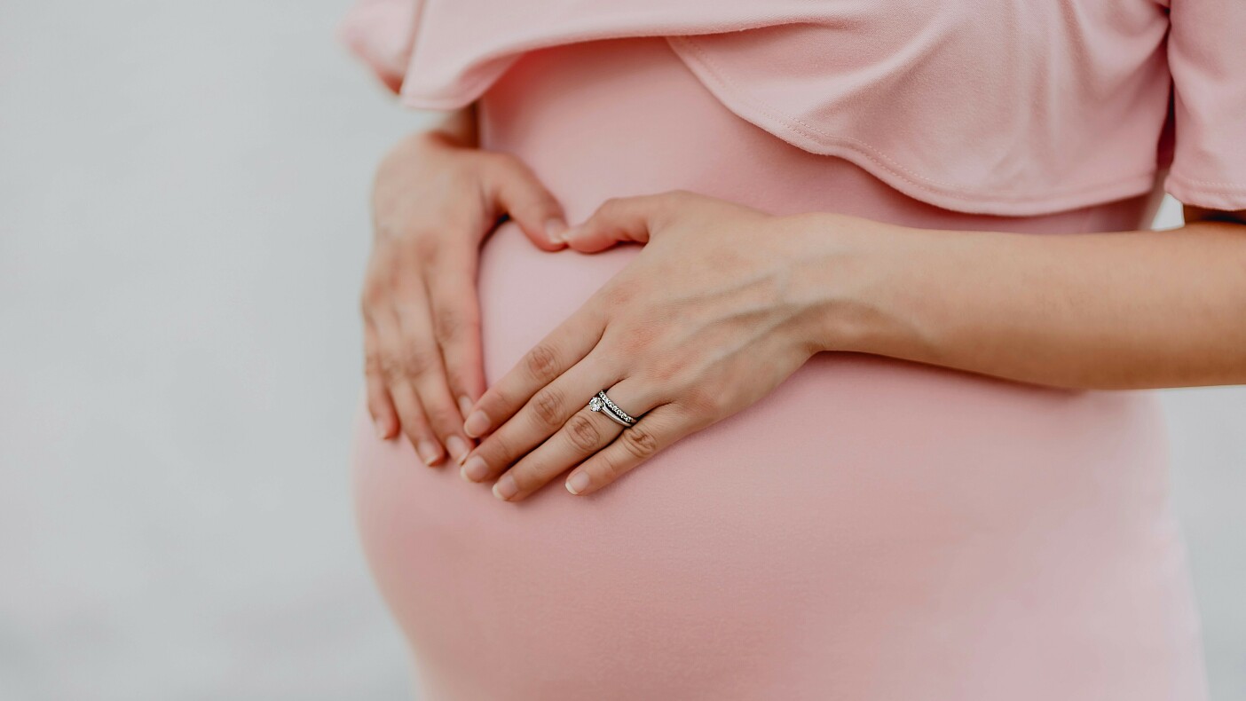 Режим ожидания: акушер-гинеколог развеивает мифы о беременности