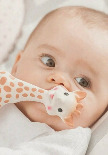 Sophie la girafe — символ заботы и стиля