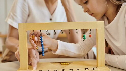 Сам себе учитель: как метод Марии Монтессори помогает растить самостоятельную личность?