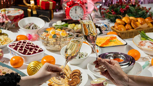 В своей тарелке: куда идти в Москве за праздничным настроением