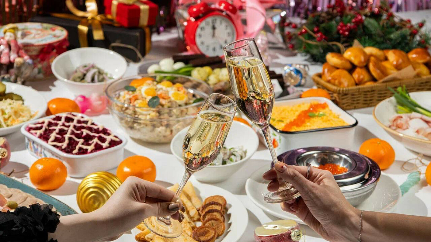 В своей тарелке: куда идти в Москве за праздничным настроением