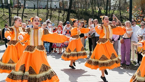 День России: вносим в расписание самые интересные и яркие мероприятия для длинных выходных в Москве