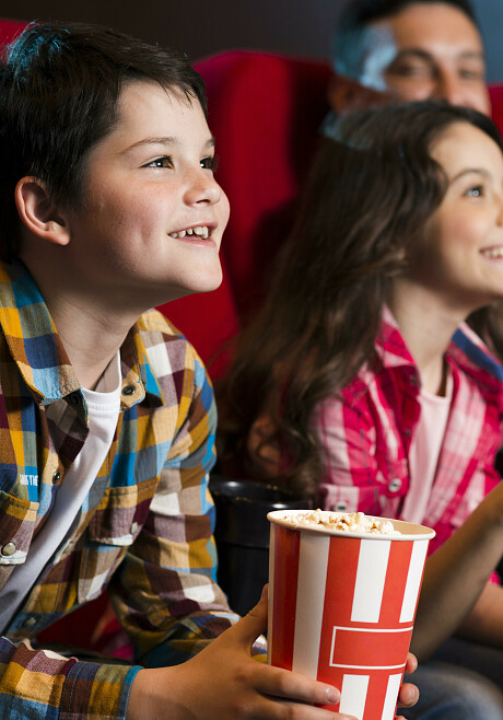 Впервые на экране: семейное кино в январе