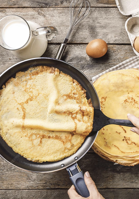 Готовим дома: рецепты московских шеф-поваров для идеальных блинов