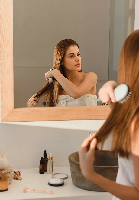 Пополняем весенние косметички нужными средствами ухода